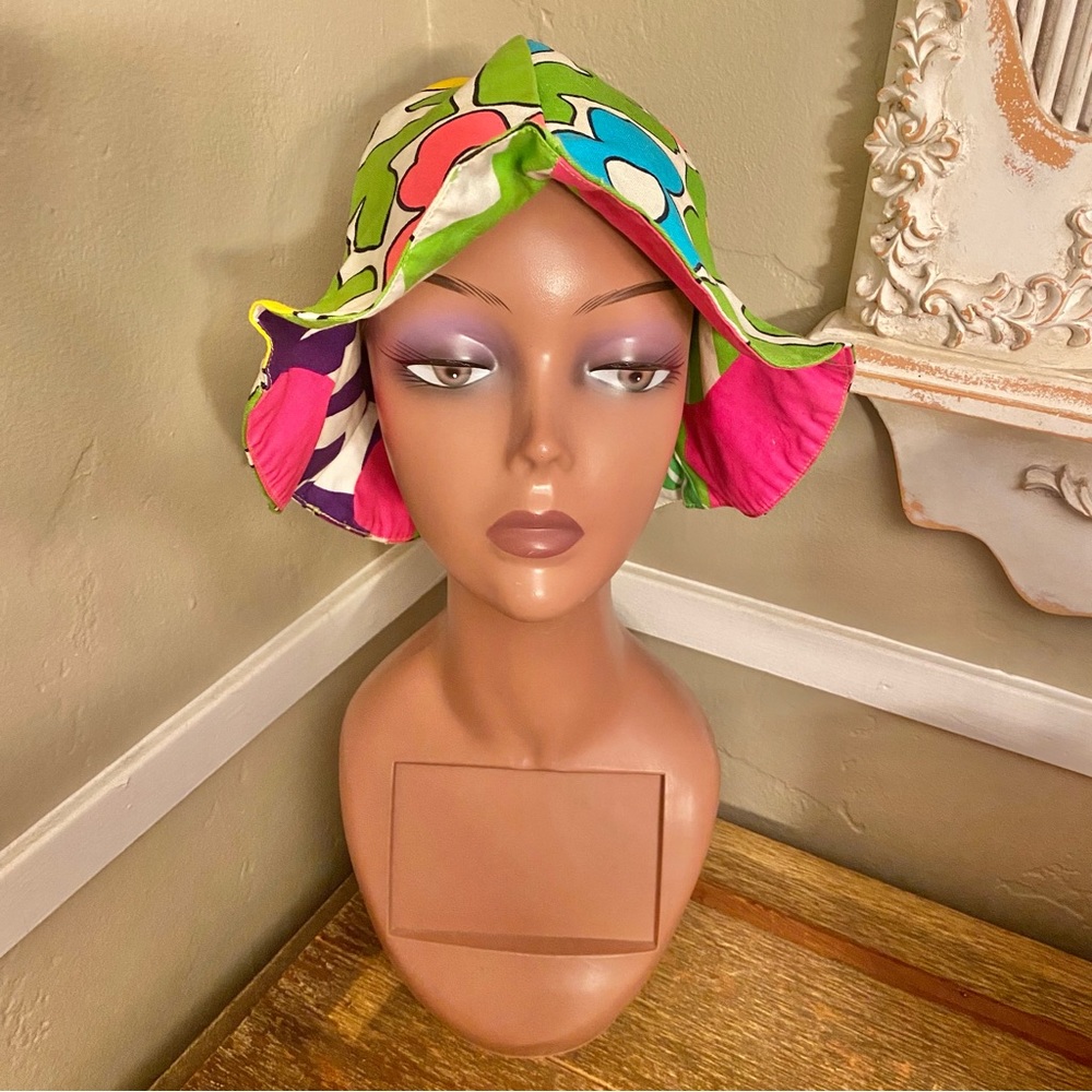 Vintage Handmade Ditsy Print Reversible Bucket Hat